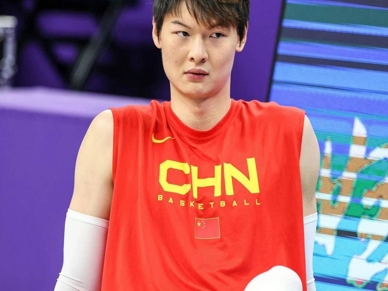 pg电子-关于广西男篮球员努力训练，准备信心满满备战的信息